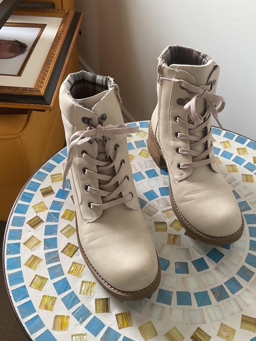 Crown Marley Womens Combat Style Ankle Boots Size 8.5
